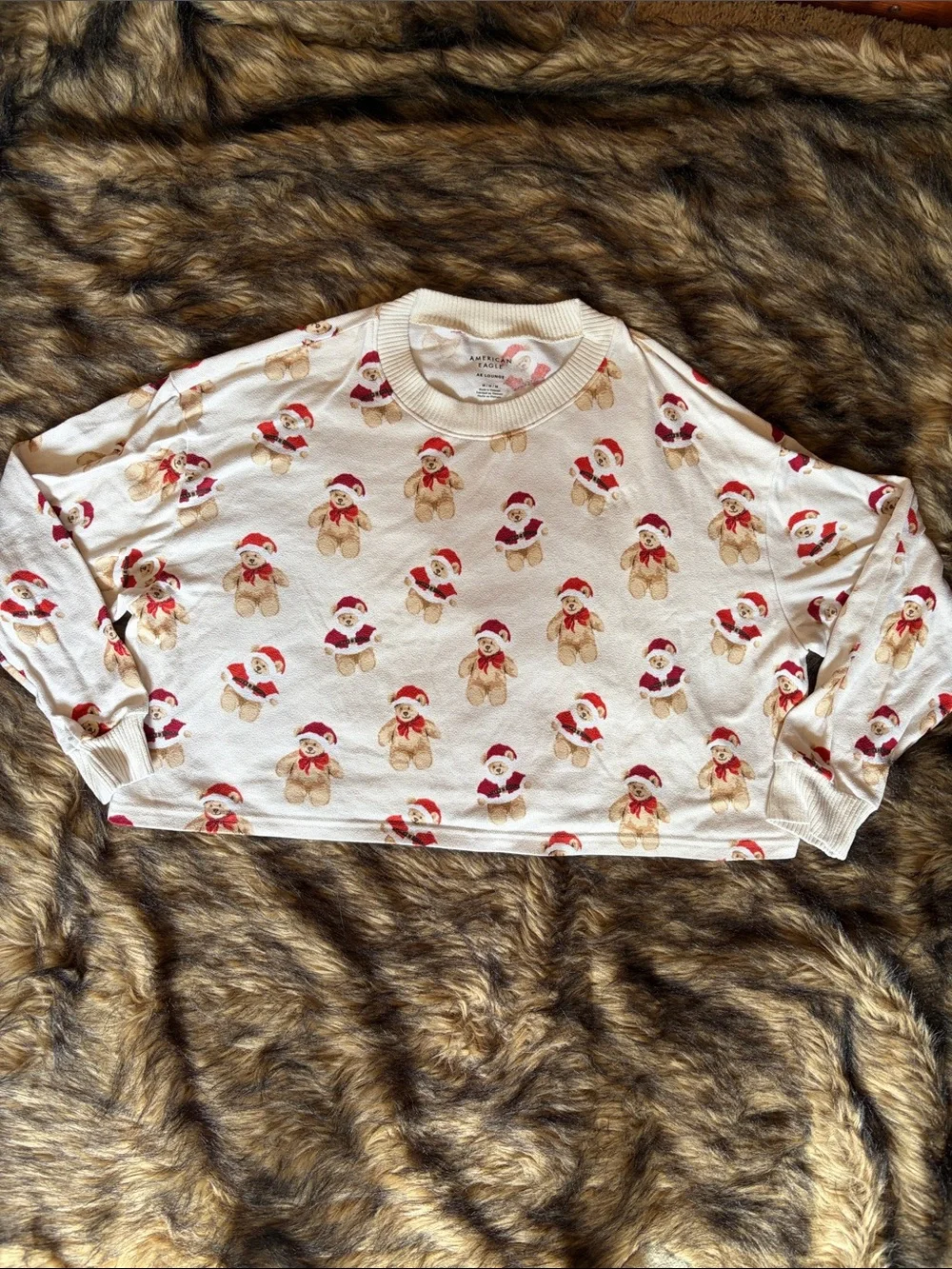 American Eagle Outfitters Women’s Christmas  Teddy Bear Cropped Pajama Top Med